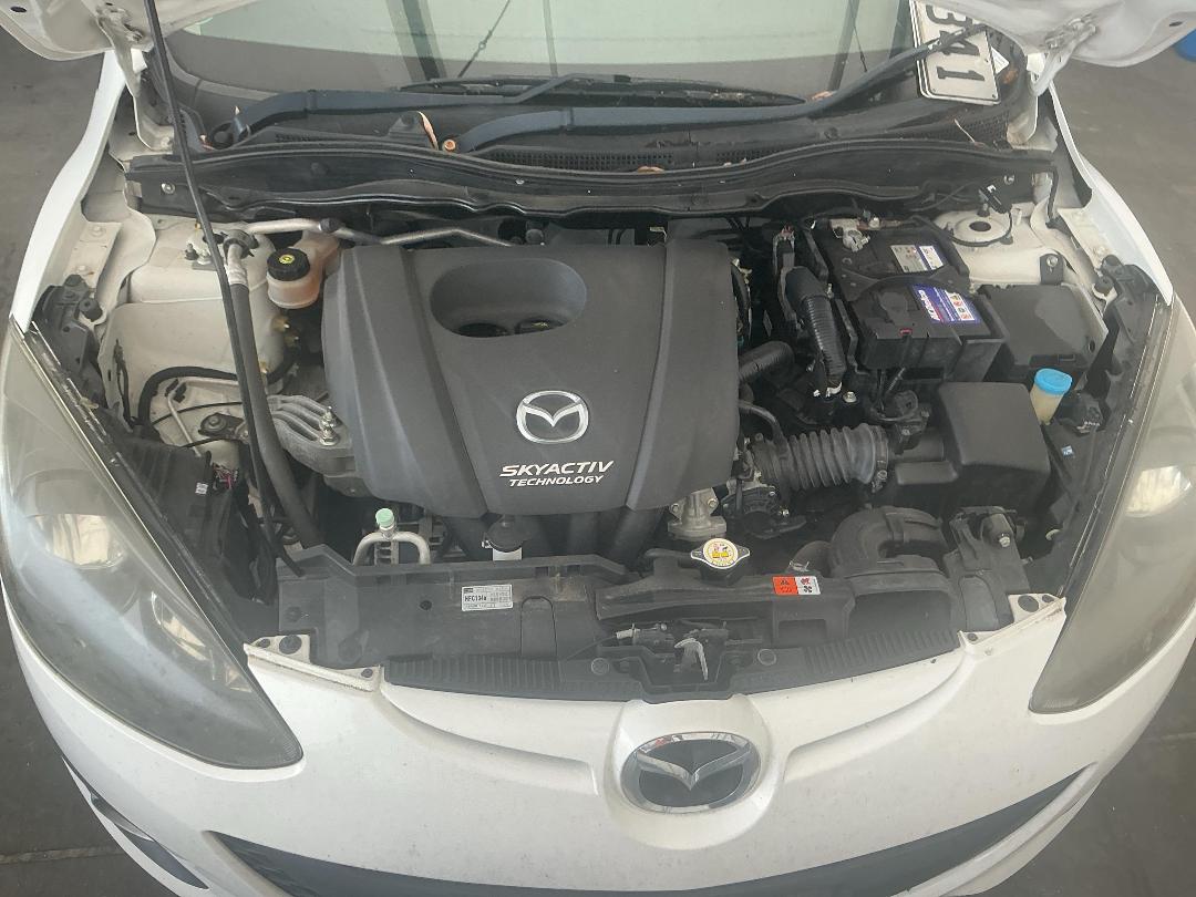 Photo '15' of Mazda Demio Photo '15' of Mazda Demio