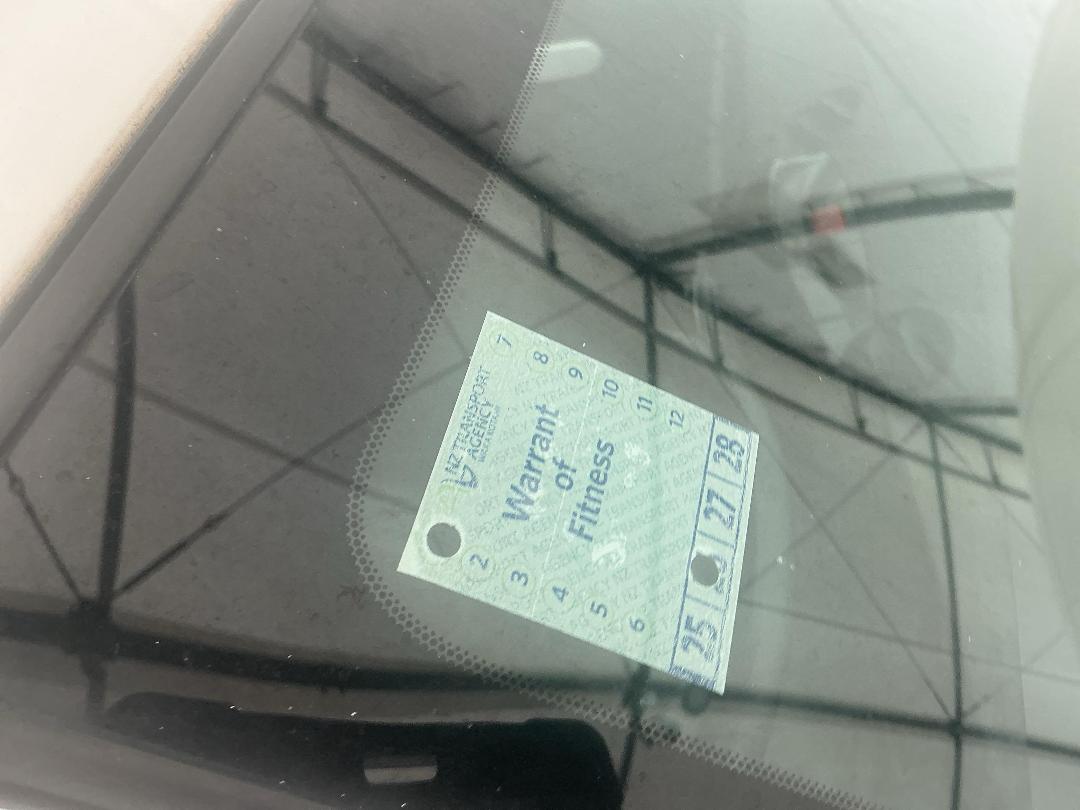 Photo '22' of Mazda Demio Photo '22' of Mazda Demio