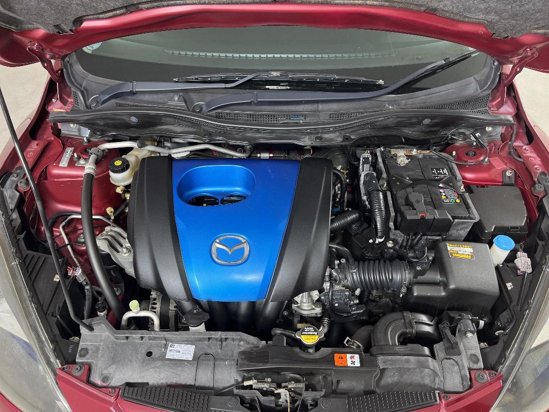 Photo '13' of Mazda Demio Photo '13' of Mazda Demio