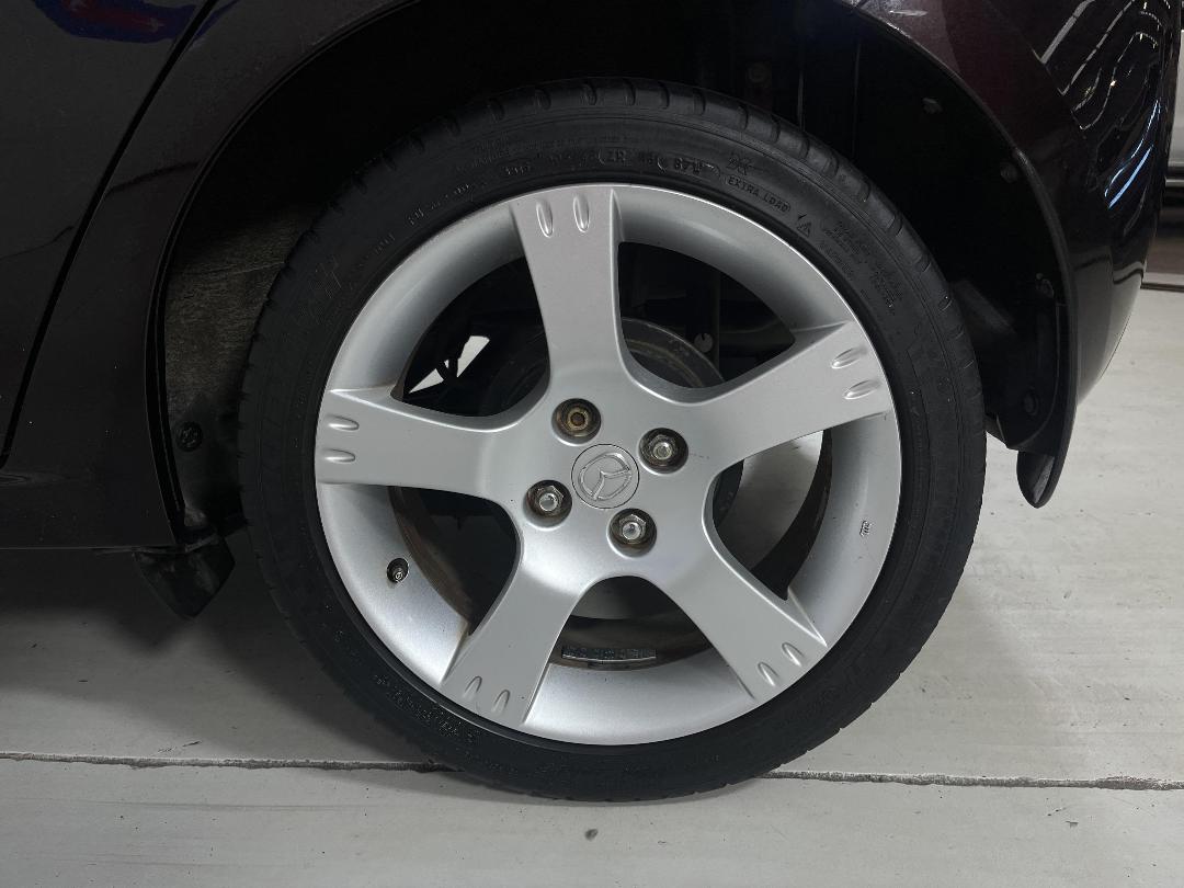 Photo '11' of Mazda Demio