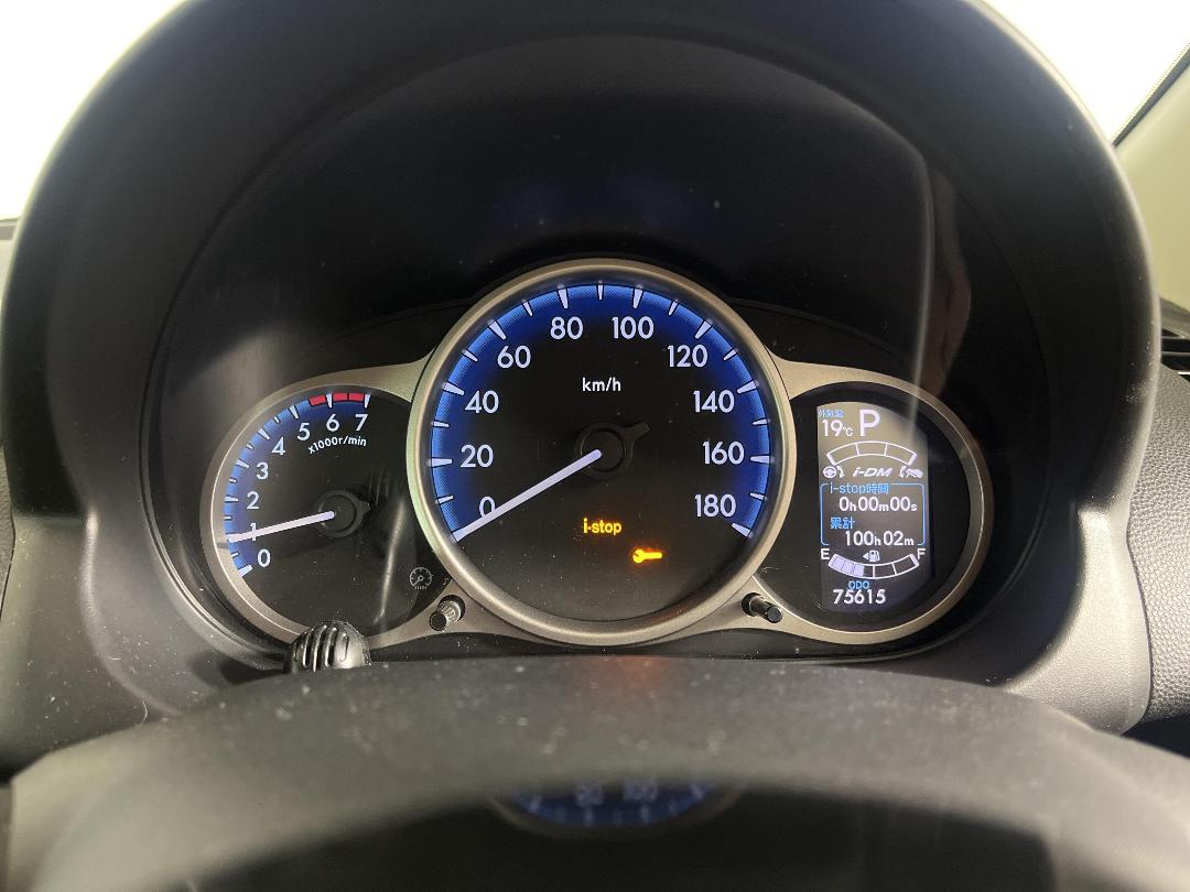 Photo '21' of Mazda Demio