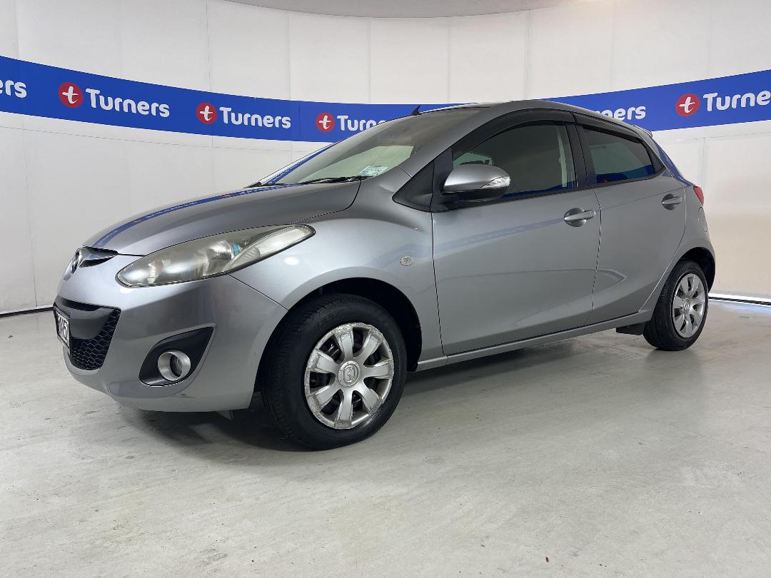 Photo '4' of Mazda Demio