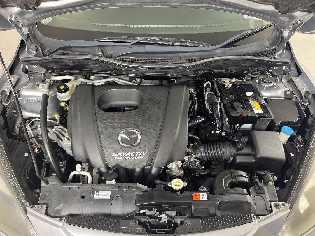 Photo '13' of Mazda Demio