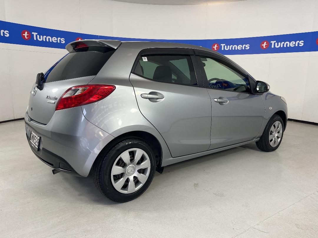 Photo '7' of Mazda Demio