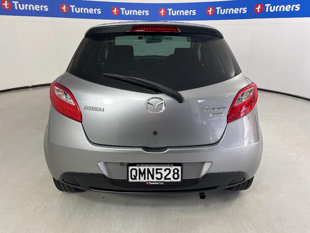 Photo '6' of Mazda Demio