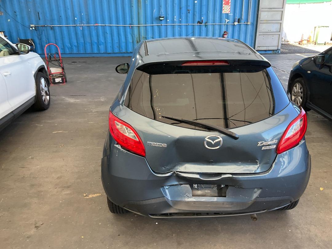 Photo '11' of Mazda Demio