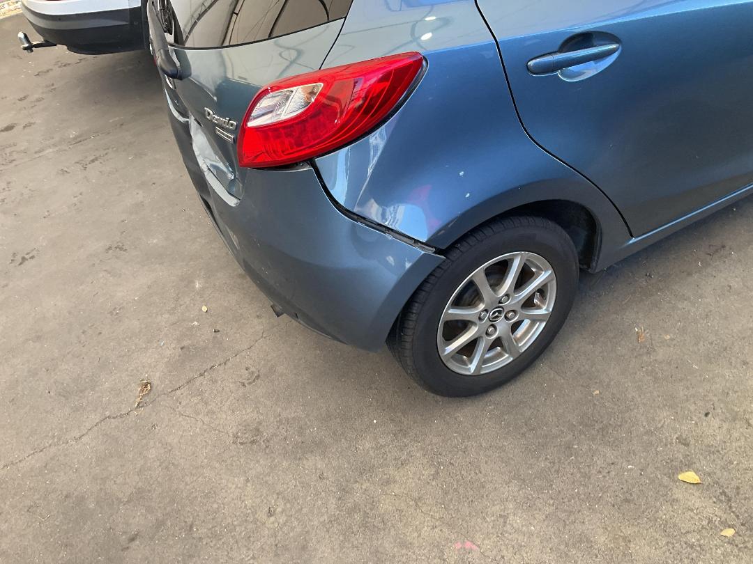 Photo '13' of Mazda Demio