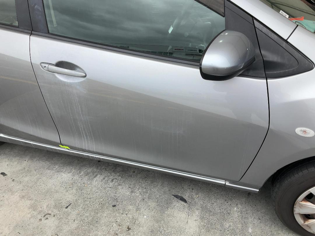 Photo '8' of Mazda Demio