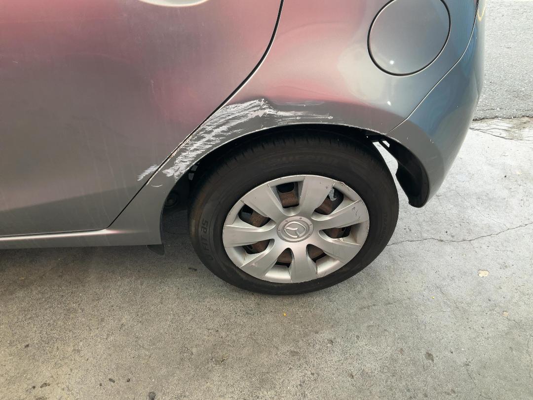 Photo '15' of Mazda Demio