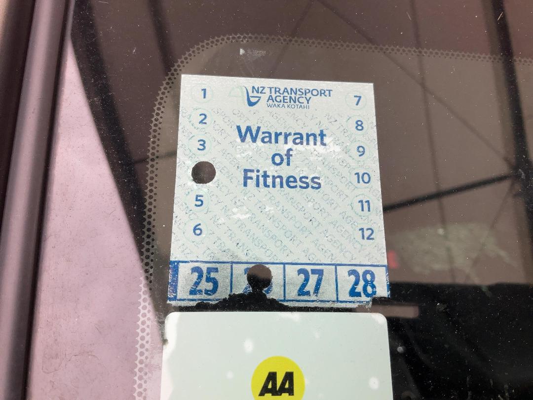 Photo '26' of Mazda Demio