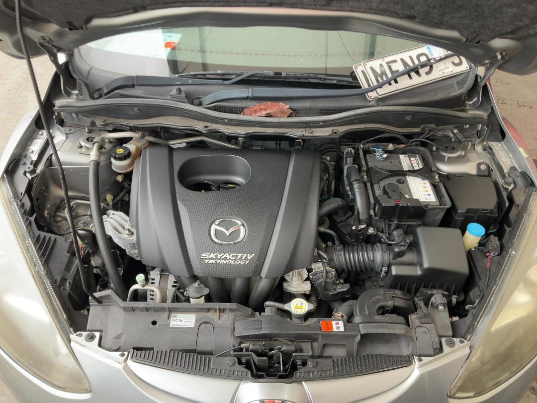 Photo '27' of Mazda Demio