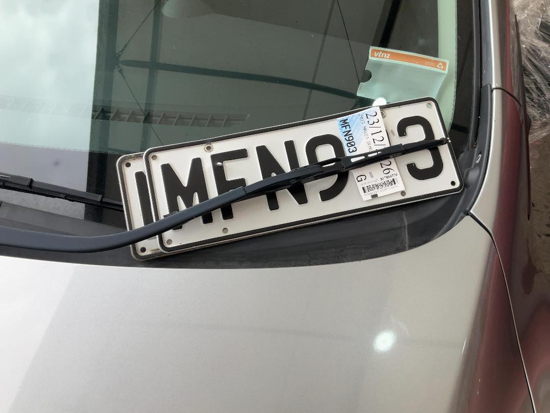 Photo '28' of Mazda Demio