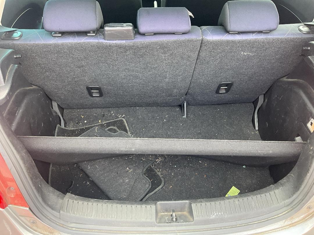 Photo '18' of Mazda Mazda2 Classic Photo '18' of Mazda Mazda2 Classic