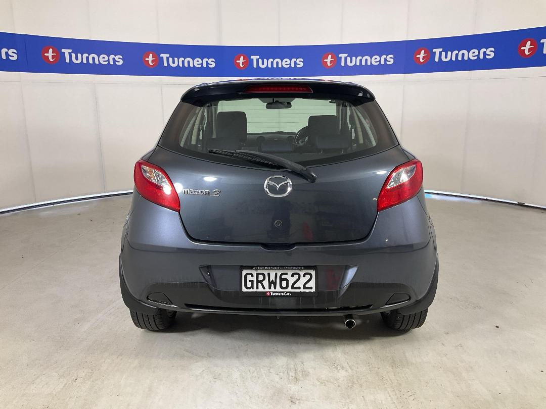 Photo '6' of Mazda Mazda2