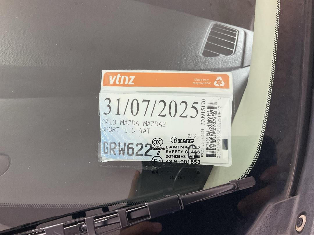 Photo '25' of Mazda Mazda2