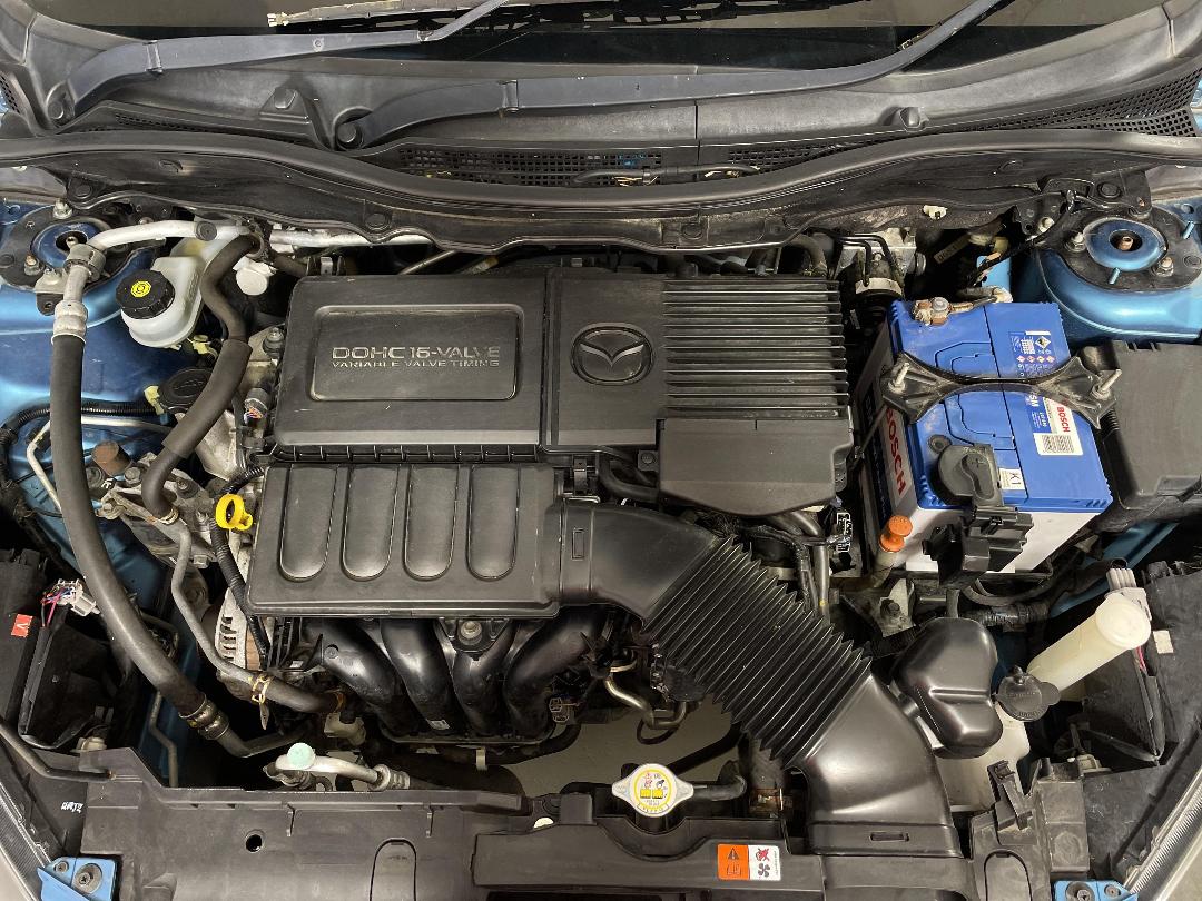 Photo '13' of Mazda Mazda2