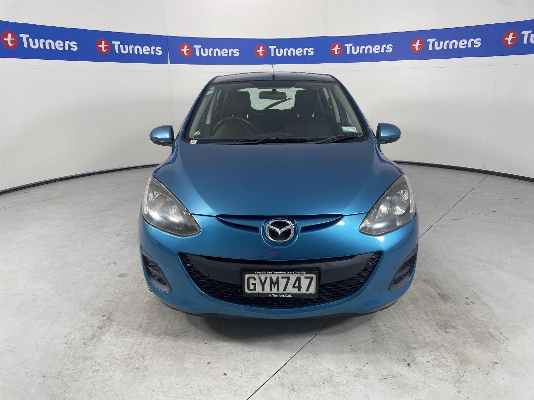 Photo '2' of Mazda Mazda2