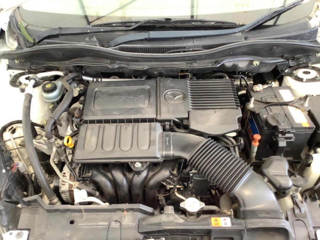 Photo '10' of Mazda Mazda2 Sport