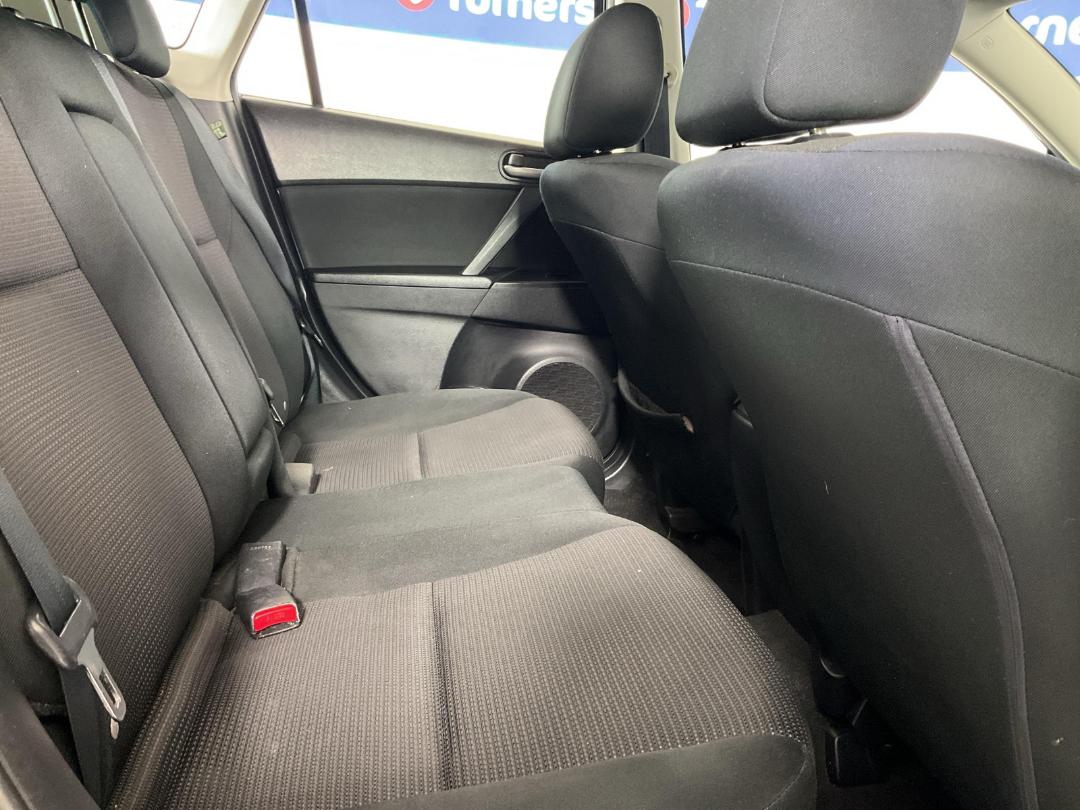 Photo '20' of Mazda Mazda3