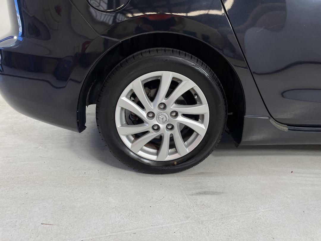 Photo '12' of Mazda Mazda3 Photo '12' of Mazda Mazda3