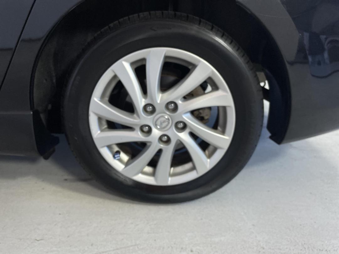 Photo '11' of Mazda Mazda3 Photo '11' of Mazda Mazda3