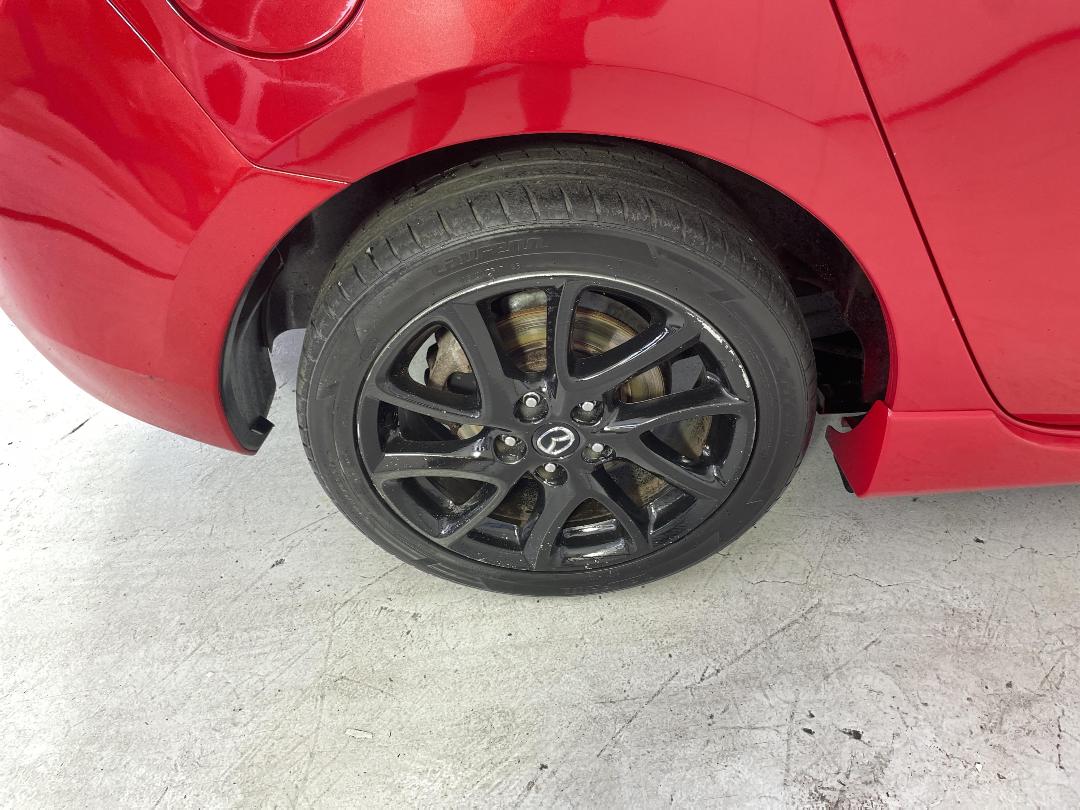 Photo '12' of Mazda Mazda3