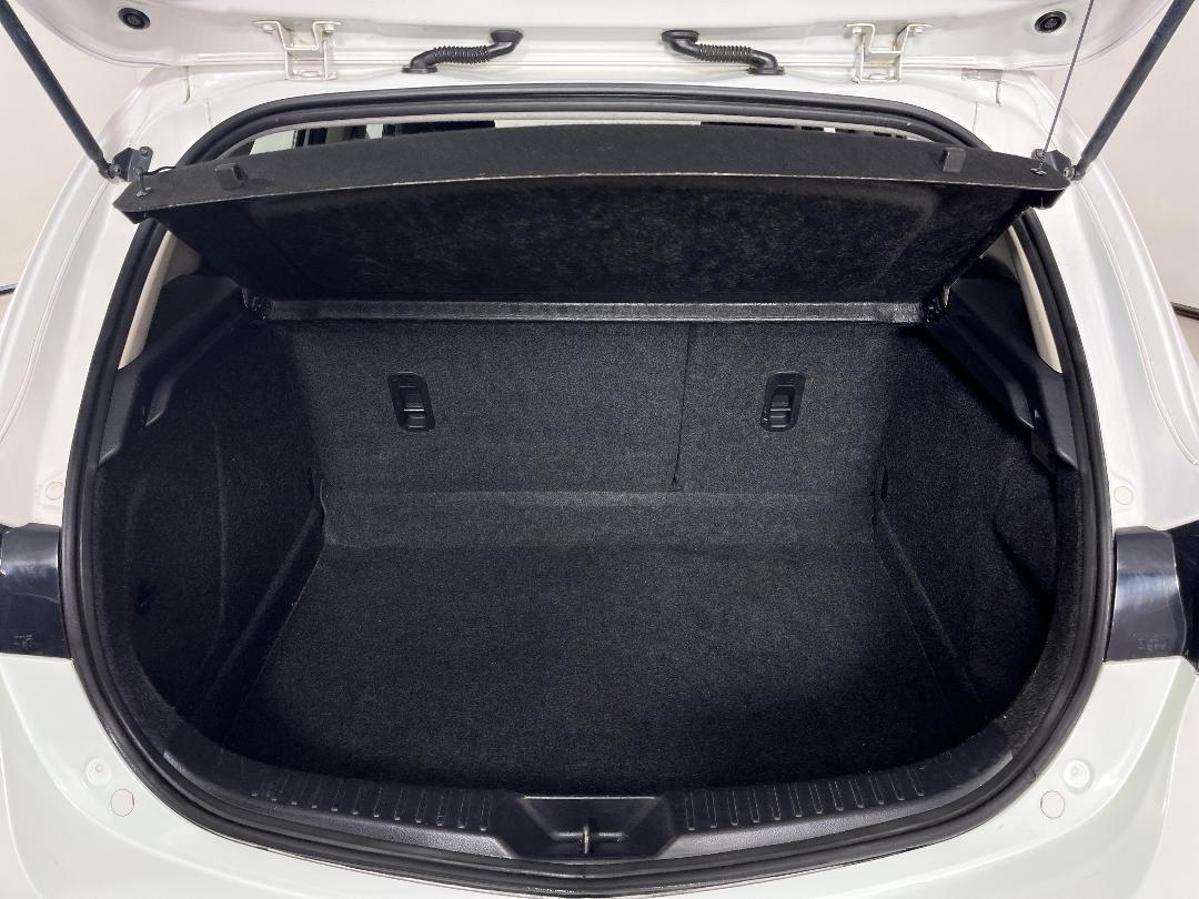 Photo '14' of Mazda Mazda3 Photo '14' of Mazda Mazda3