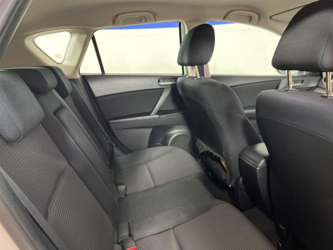 Photo '20' of Mazda Mazda3 Photo '20' of Mazda Mazda3