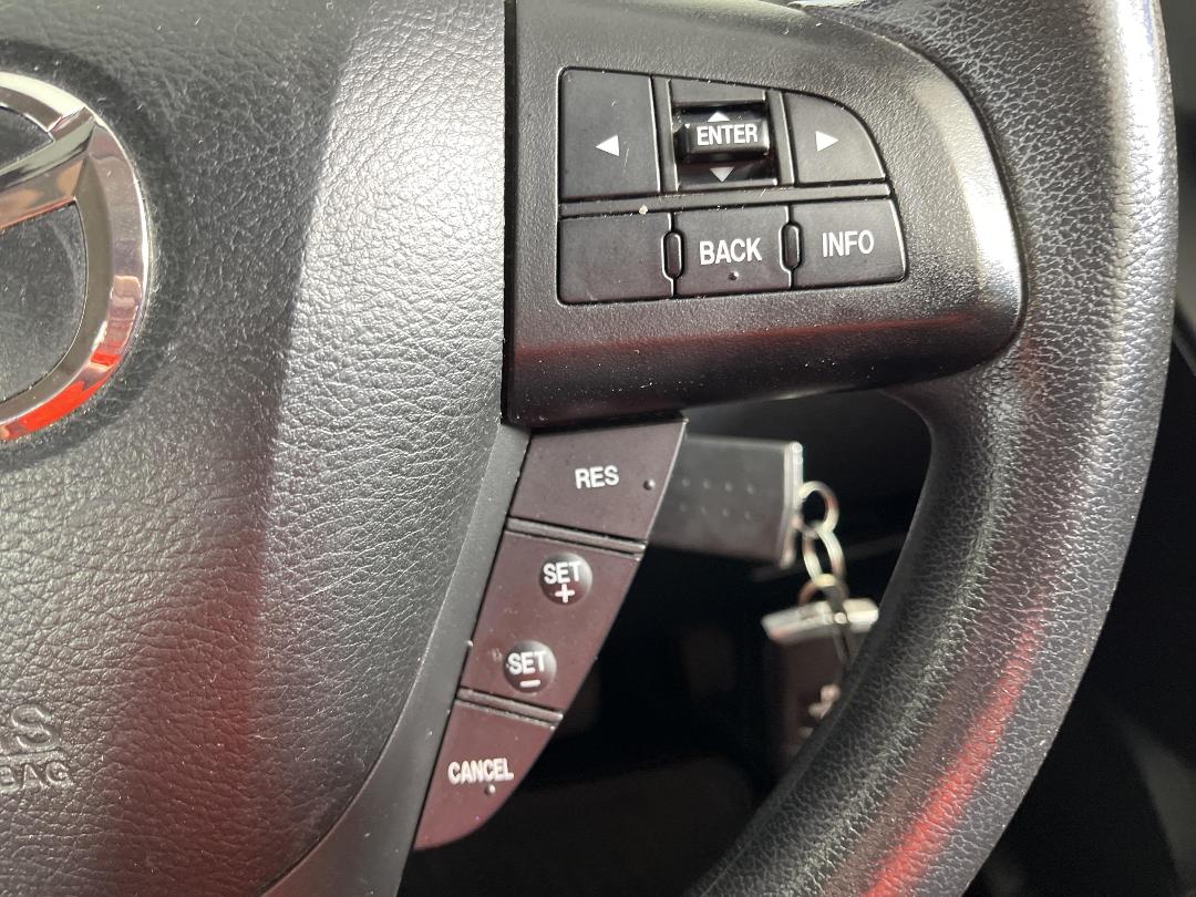 Photo '24' of Mazda Mazda3 Photo '24' of Mazda Mazda3