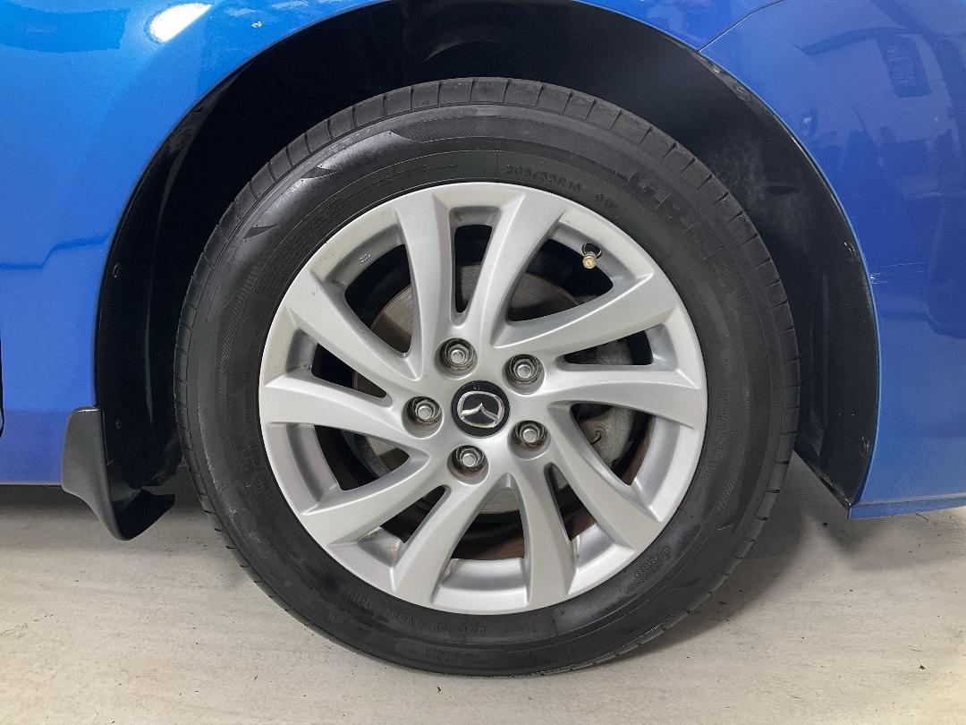 Photo '9' of Mazda Mazda3 Photo '9' of Mazda Mazda3