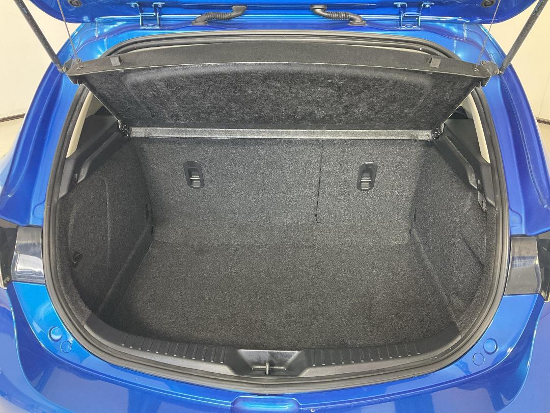 Photo '14' of Mazda Mazda3 Photo '14' of Mazda Mazda3