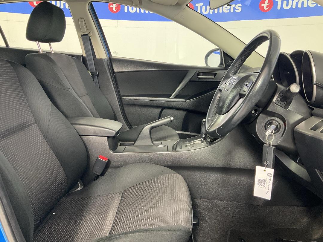 Photo '16' of Mazda Mazda3 Photo '16' of Mazda Mazda3