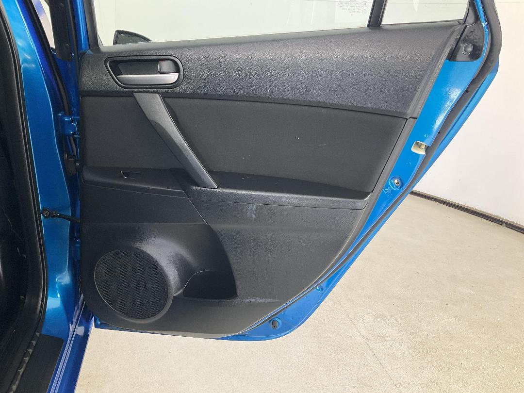 Photo '19' of Mazda Mazda3 Photo '19' of Mazda Mazda3