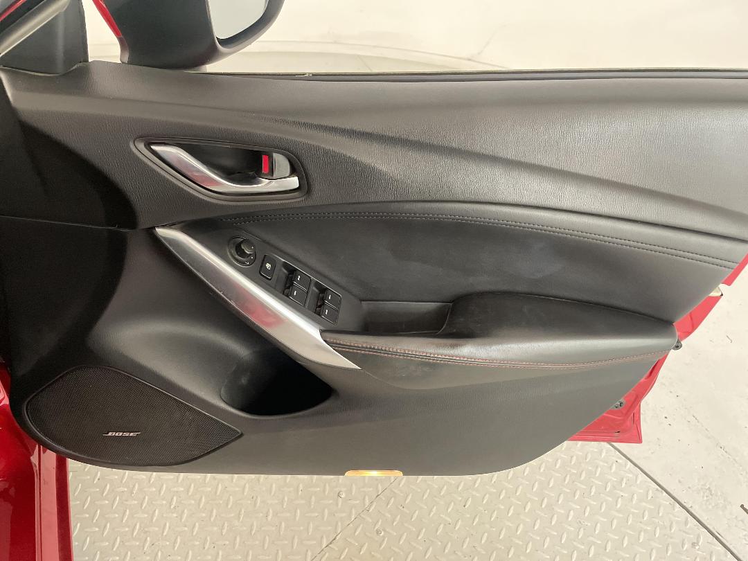 Photo '15' of Mazda Mazda6