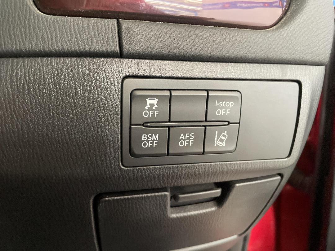 Photo '25' of Mazda Mazda6