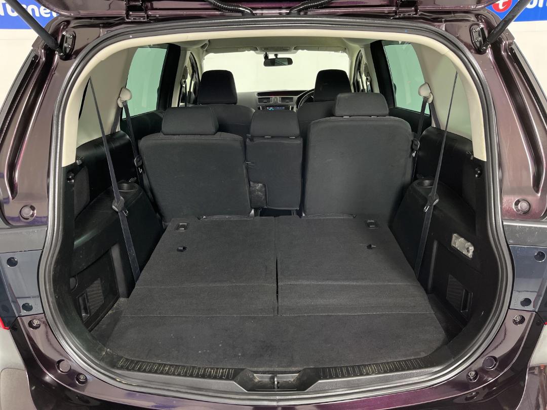 Photo '29' of Mazda Premacy