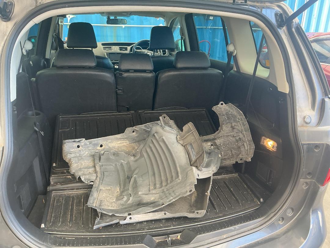 Photo '17' of Mazda Premacy Photo '17' of Mazda Premacy