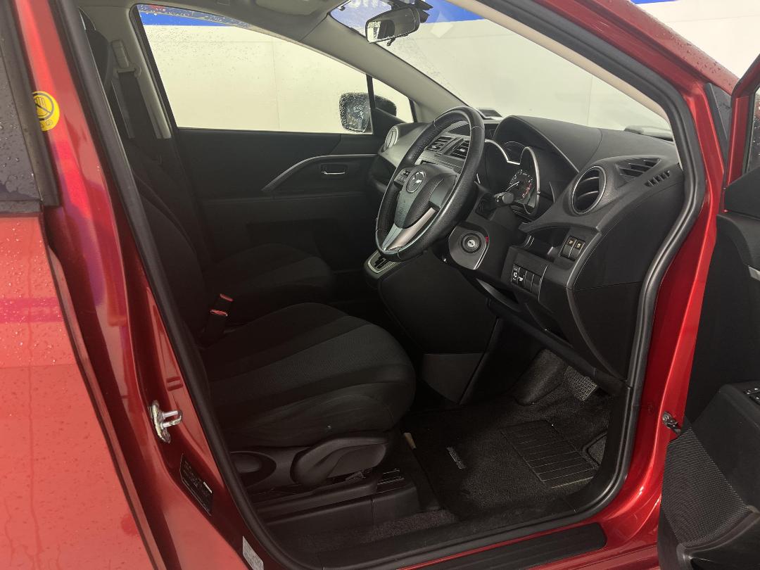 Photo '16' of Mazda Premacy