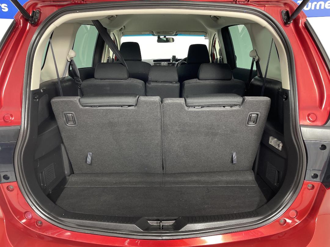 Photo '14' of Mazda Premacy