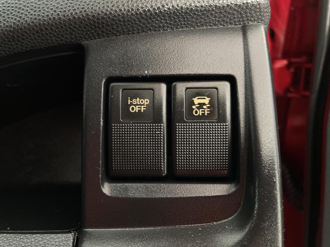 Photo '22' of Mazda Premacy