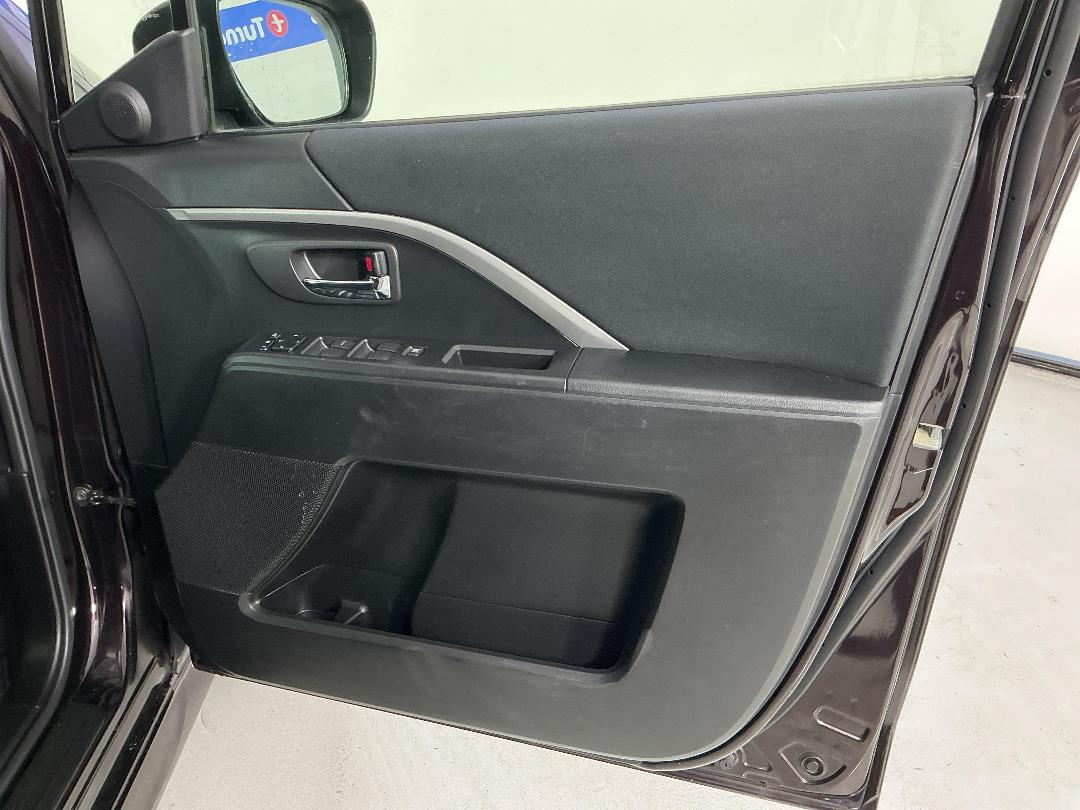 Photo '15' of Mazda Premacy