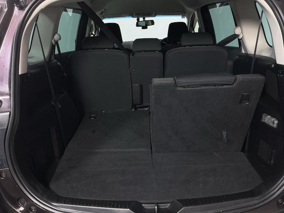 Photo '14' of Mazda Premacy