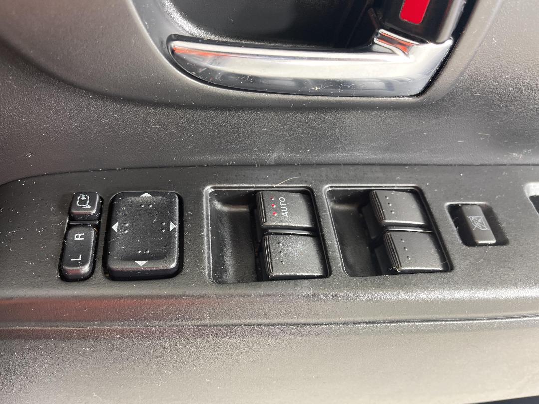 Photo '25' of Mazda Premacy Photo '25' of Mazda Premacy