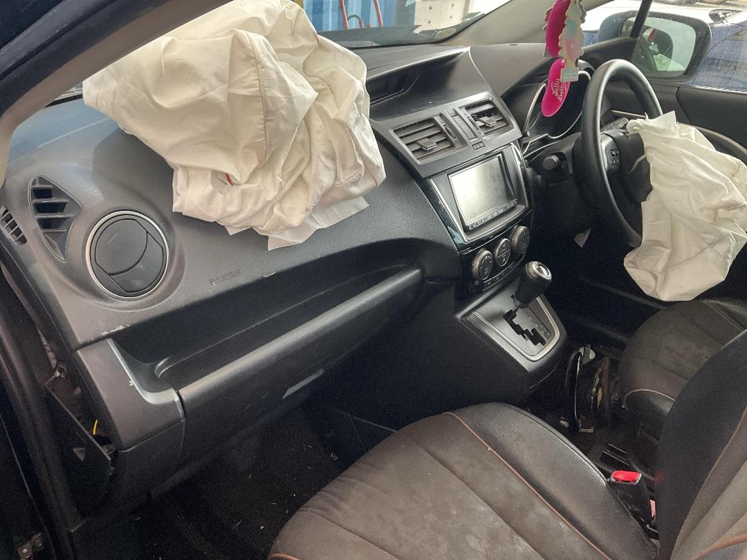 Photo '33' of Mazda Premacy