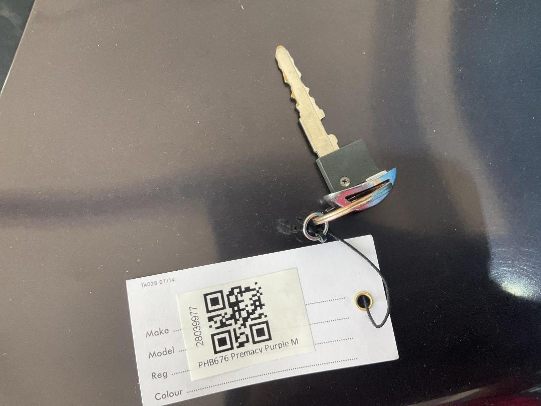 Photo '39' of Mazda Premacy