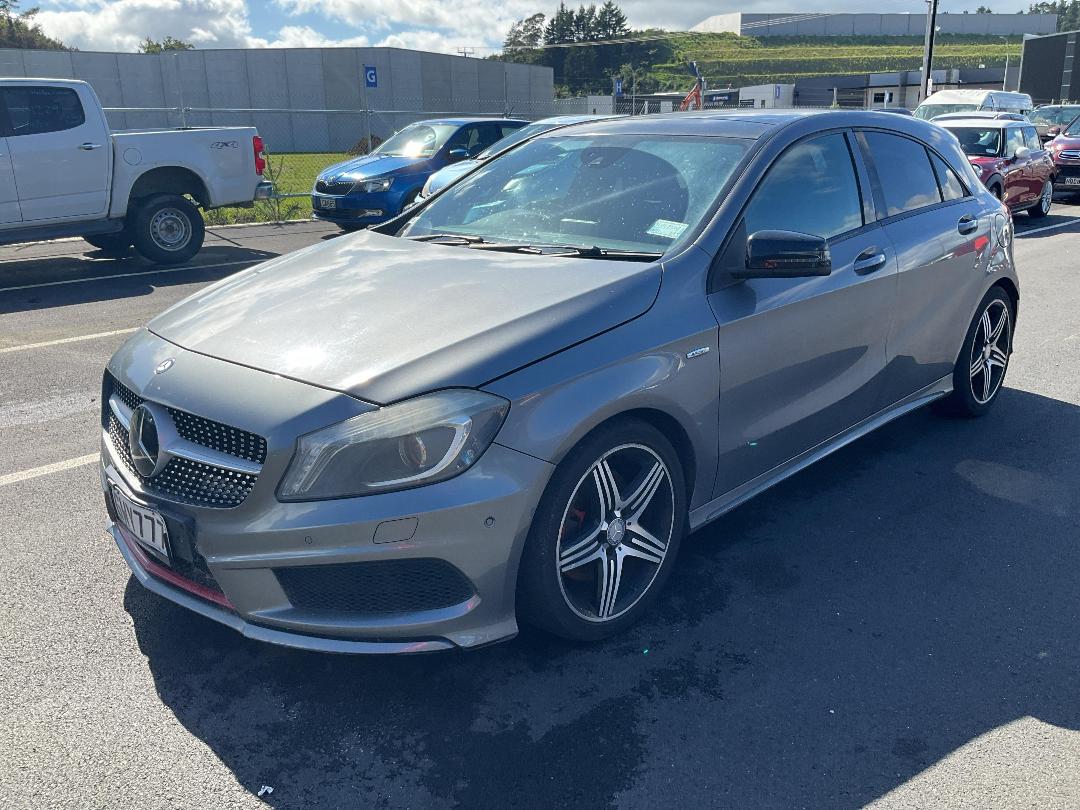 Photo '2' of Mercedes-Benz A-Class A250 Sport Photo '2' of Mercedes-Benz A-Class A250 Sport