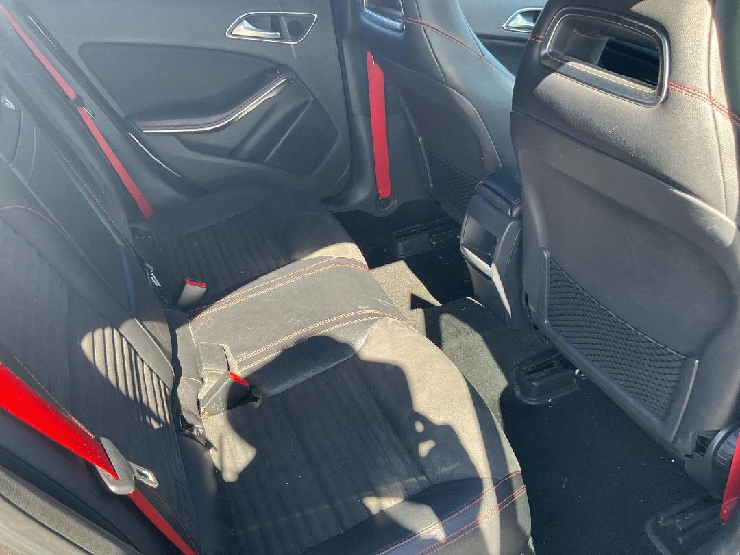 Photo '20' of Mercedes-Benz A-Class A250 Sport Photo '20' of Mercedes-Benz A-Class A250 Sport