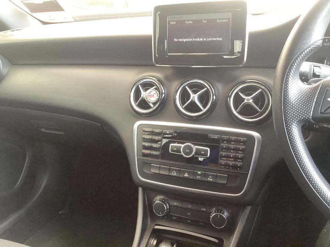 Photo '16' of Mercedes-Benz A-Class A180 Photo '16' of Mercedes-Benz A-Class A180