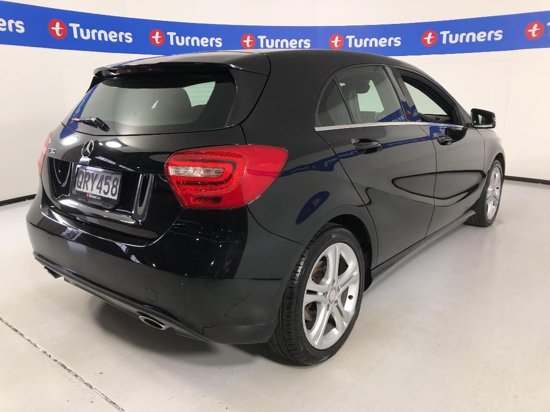 Photo '7' of Mercedes-Benz A180