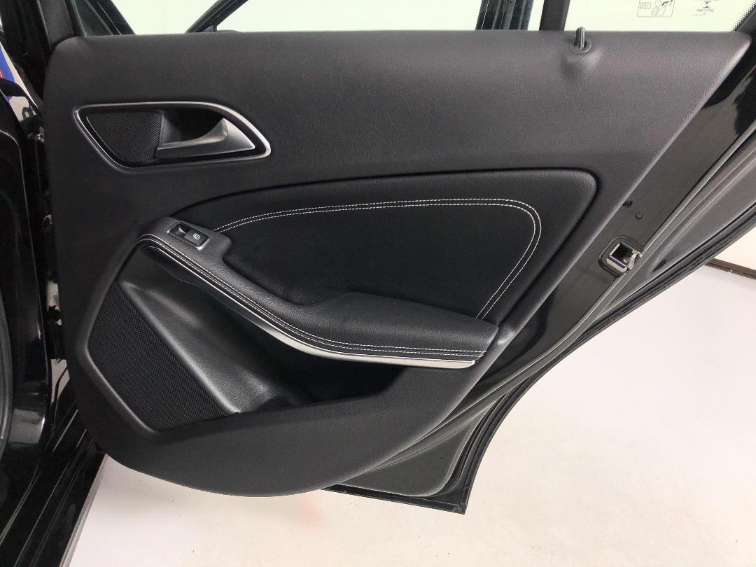 Photo '19' of Mercedes-Benz A180